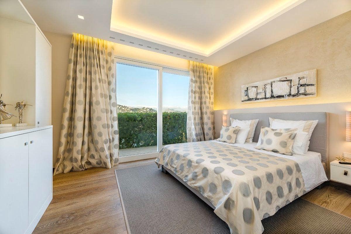 5 soverom Villa til salgs i Puerto de Andratx med svømmebasseng garasje - € 17 900 000 (Ref: 8992462)