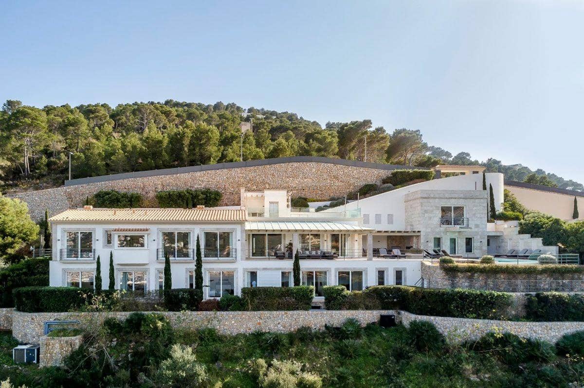 5 soverom Villa til salgs i Puerto de Andratx med svømmebasseng garasje - € 17 900 000 (Ref: 8992462)