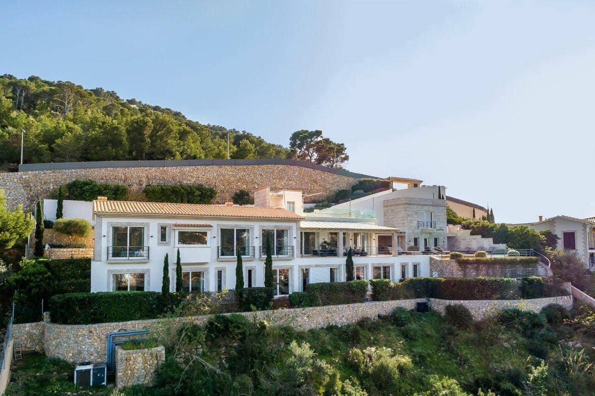 5 soverom Villa til salgs i Puerto de Andratx med svømmebasseng garasje - € 17 900 000 (Ref: 8992462)