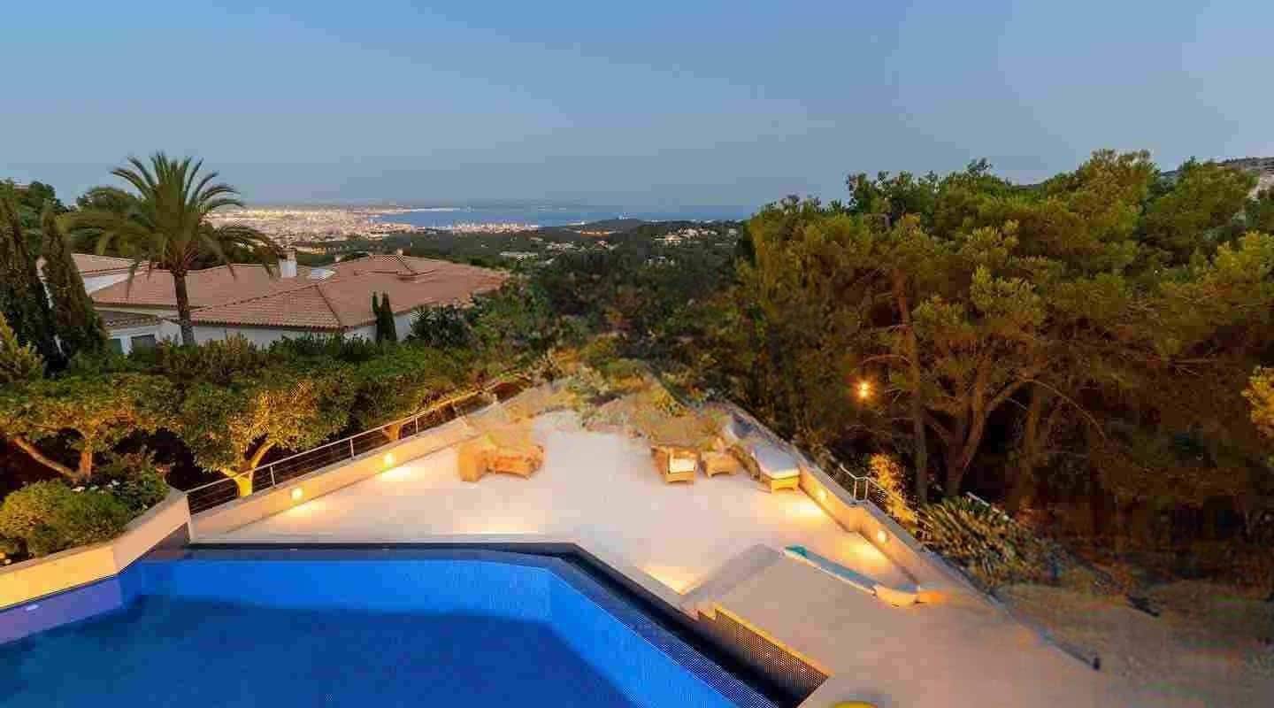 5 soveværelse Villa til salg i Son Vida med swimmingpool garage - € 10.900.000 (Ref: 9001067)