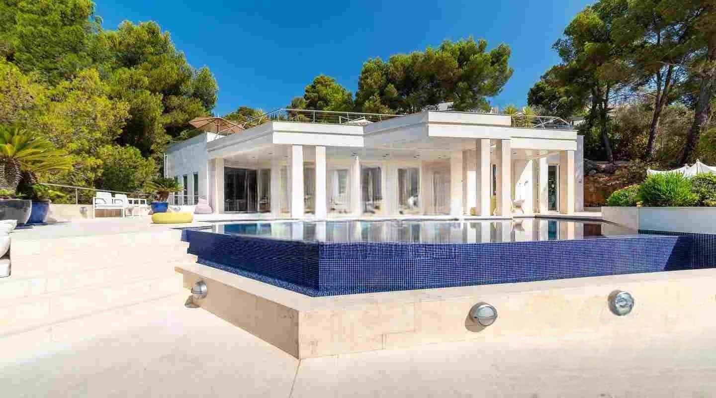 5 soveværelse Villa til salg i Son Vida med swimmingpool garage - € 10.900.000 (Ref: 9001067)