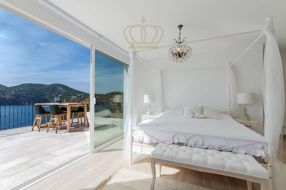 Chalet de 5 habitaciones en Es Camp De Mar / El Camp De Mar en venta con piscina garaje - 6.600.000 € (Ref: 9003062)