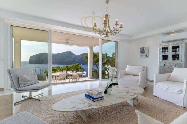 5 makuuhuone Huvila myytävänä paikassa Es Camp De Mar / El Camp De Mar, Andratx mukana uima-altaan 
autotalli - 6 600 000 € (Ref: 9003062)