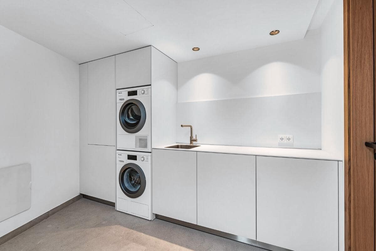 4 makuuhuone Huvila myytävänä paikassa Costa d'en Blanes mukana uima-altaan 
autotalli - 7 200 000 € (Ref: 9003065)