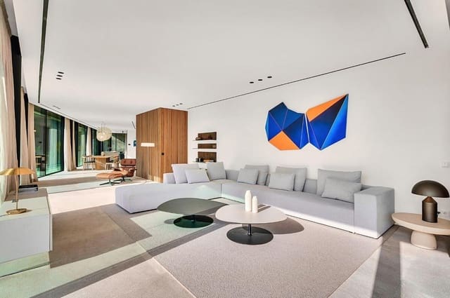 4 bedroom Villa for sale in Costa d'en Blanes, Calvià with pool garage - € 7,200,000 (Ref: 9003065)