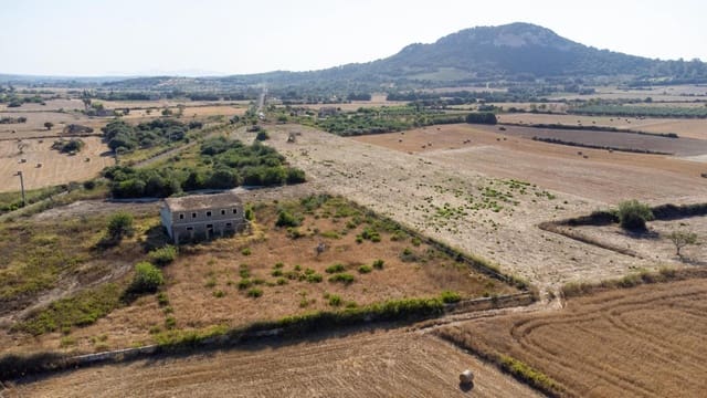 5 chambre Finca/Maison de Campagne à vendre à Sant Joan avec garage - 300 000 € (Ref: 9128306)