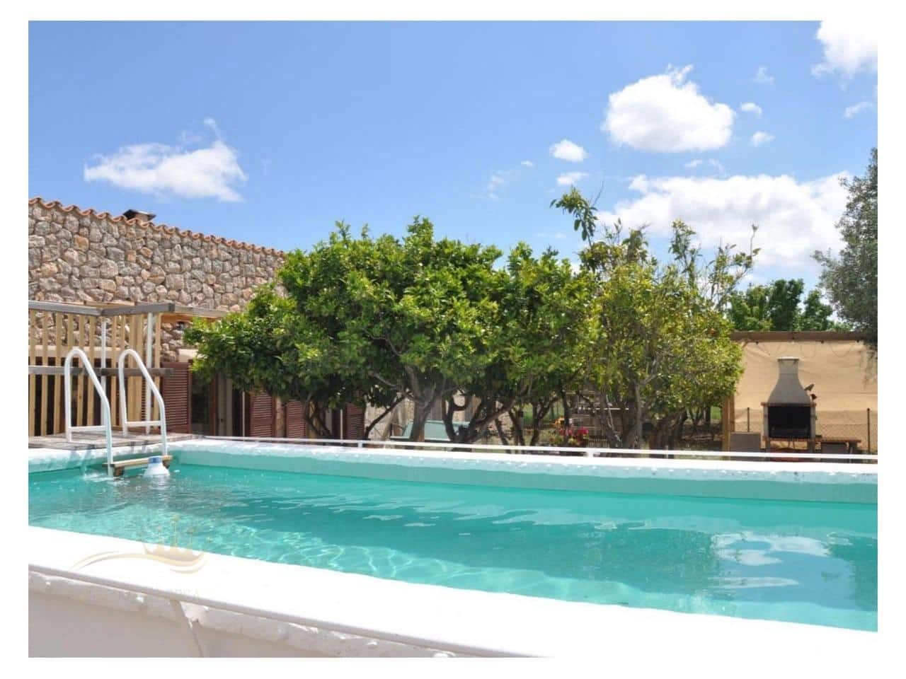 2 soveværelse Finca/Landehus til salg i Campanet med swimmingpool garage - € 595.000 (Ref: 9165841)