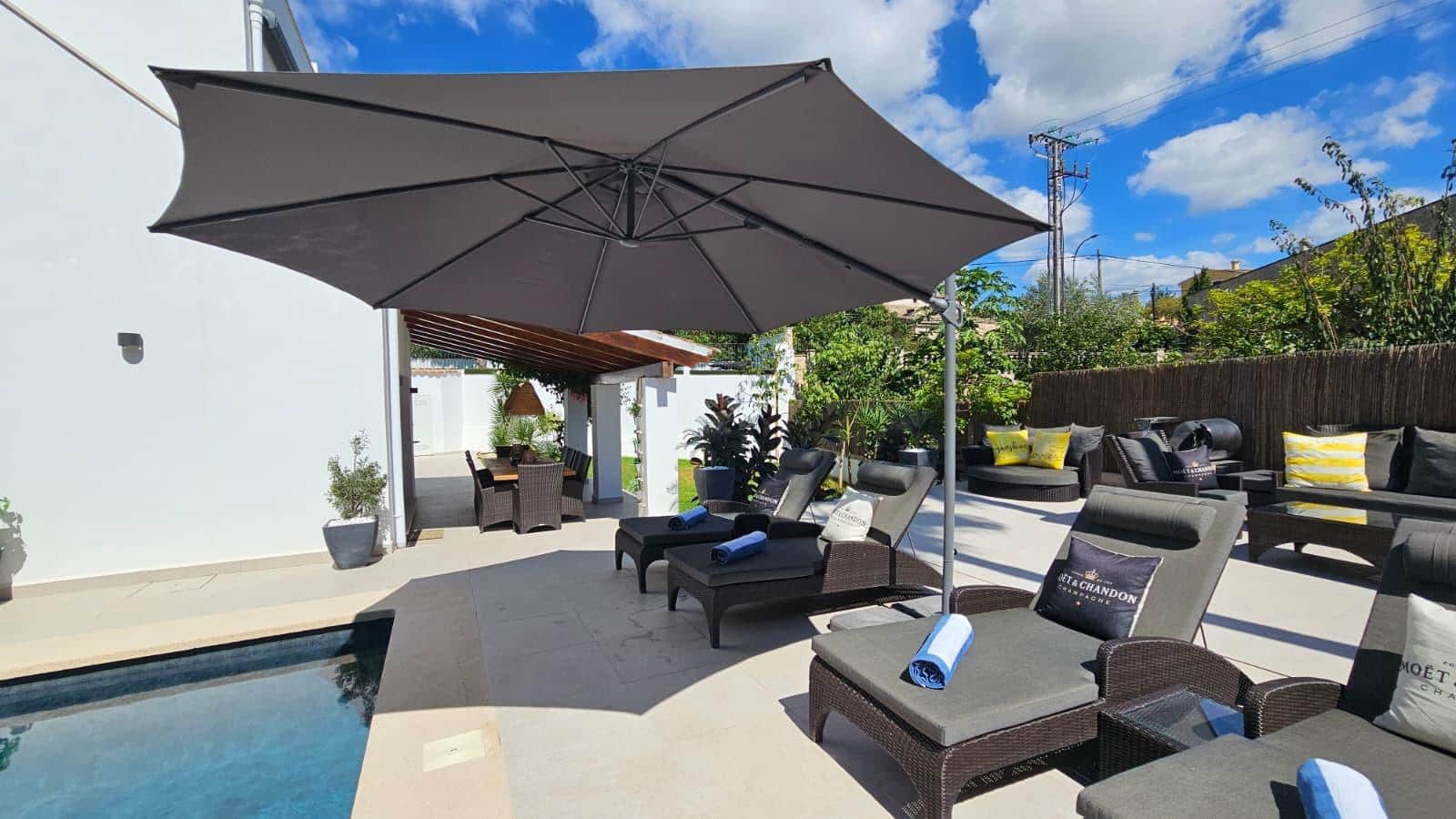 Chalet de 5 habitaciones en Es Capdella en venta con piscina - 2.250.000 € (Ref: 9183713)