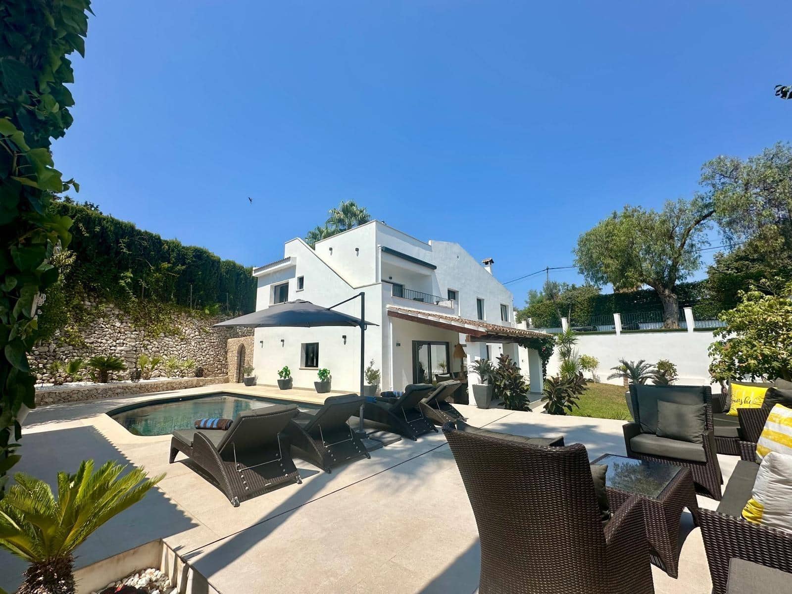 Chalet de 5 habitaciones en Es Capdella en venta con piscina - 2.250.000 € (Ref: 9183713)