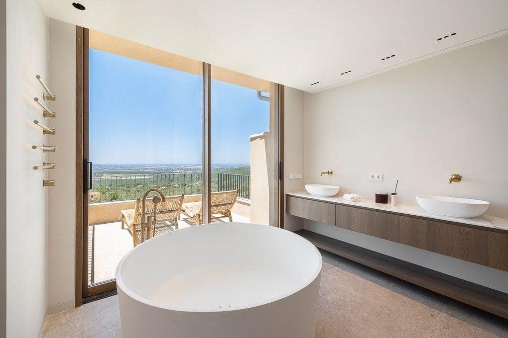 4 soveværelse Villa til salg i Puntiro med swimmingpool garage - € 4.500.000 (Ref: 9204584)