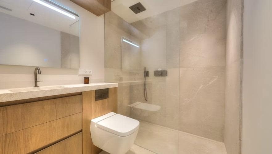 4 soveværelse Villa til salg i Puntiro med swimmingpool garage - € 4.500.000 (Ref: 9204584)