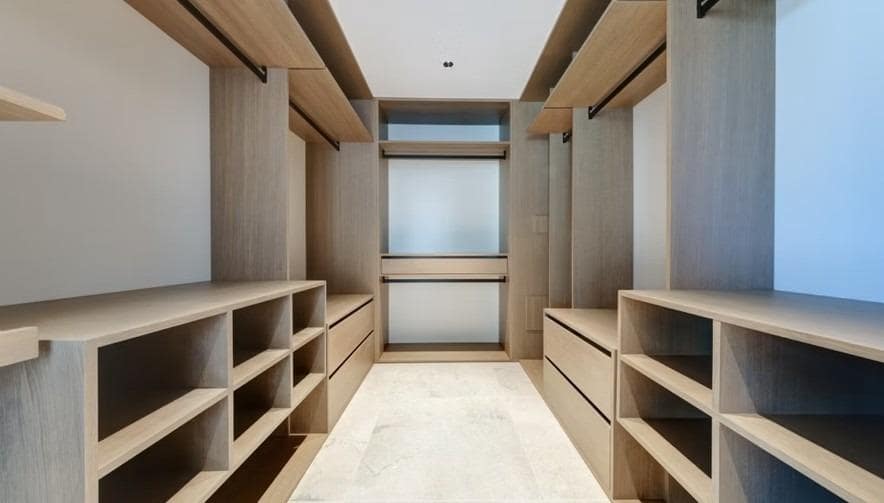 4 soveværelse Villa til salg i Puntiro med swimmingpool garage - € 4.500.000 (Ref: 9204584)