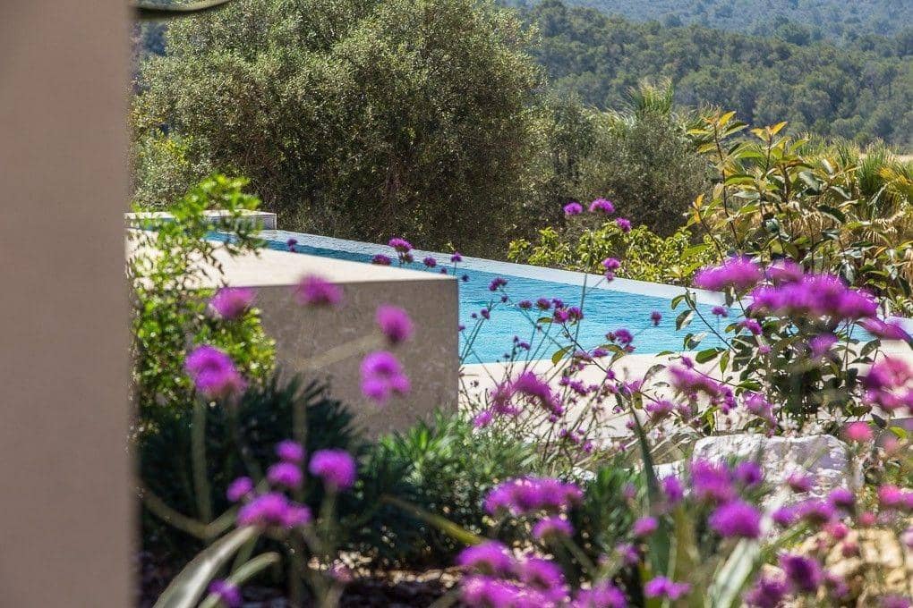 4 soveværelse Villa til salg i Puntiro med swimmingpool garage - € 4.500.000 (Ref: 9204584)