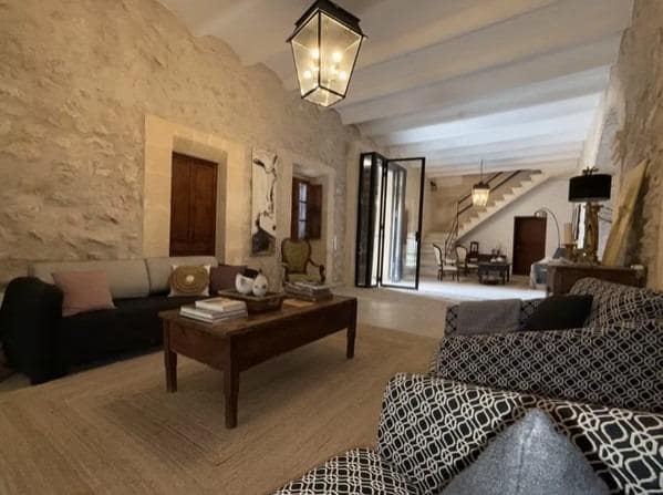 Finca/Casa Rural de 12 habitaciones en Montuïri en venta - 7.000.000 € (Ref: 9208382)