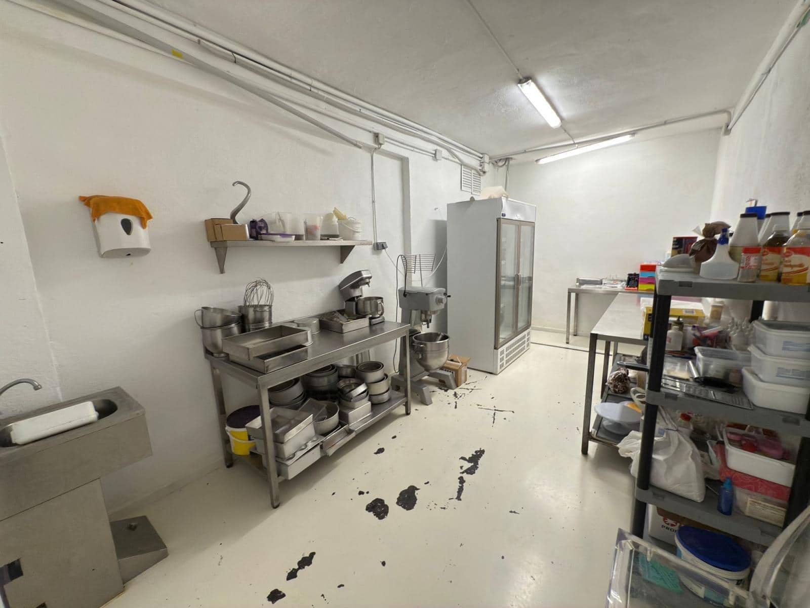 3 bedroom Commercial for rent in Palma de Mallorca - € 3,000 (Ref: 9247353)