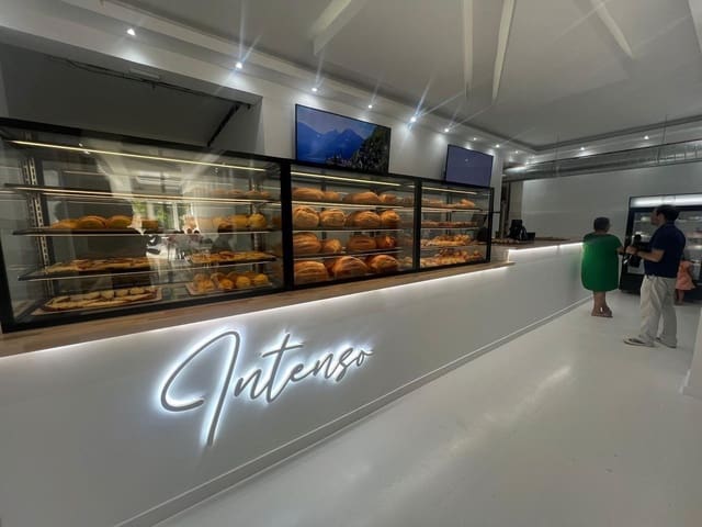 Local Comercial de 3 habitaciones en Palma de Mallorca en alquiler - 3.600 € (Ref: 9247353)