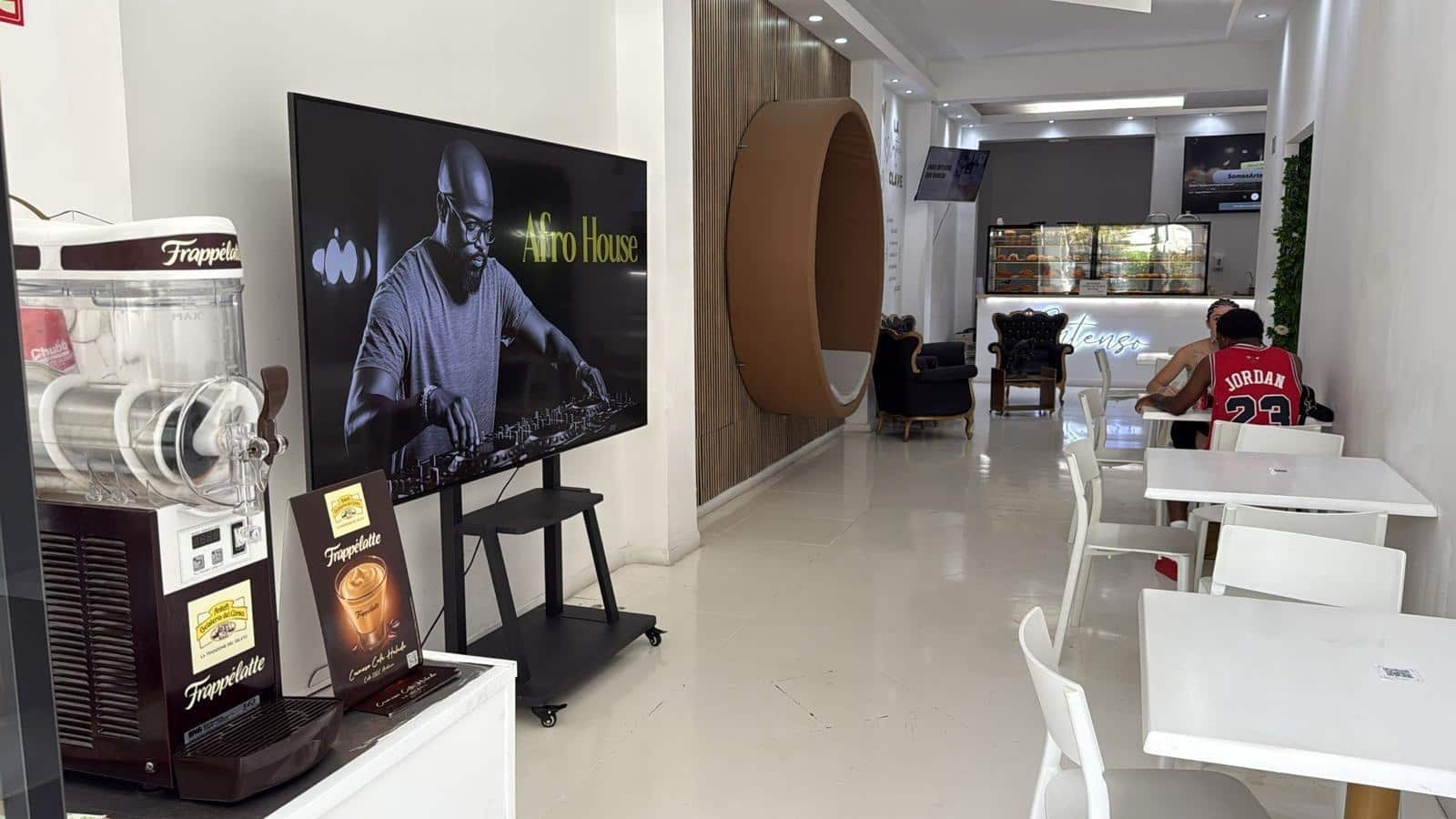 3 bedroom Commercial for rent in Palma de Mallorca - € 3,000 (Ref: 9247353)