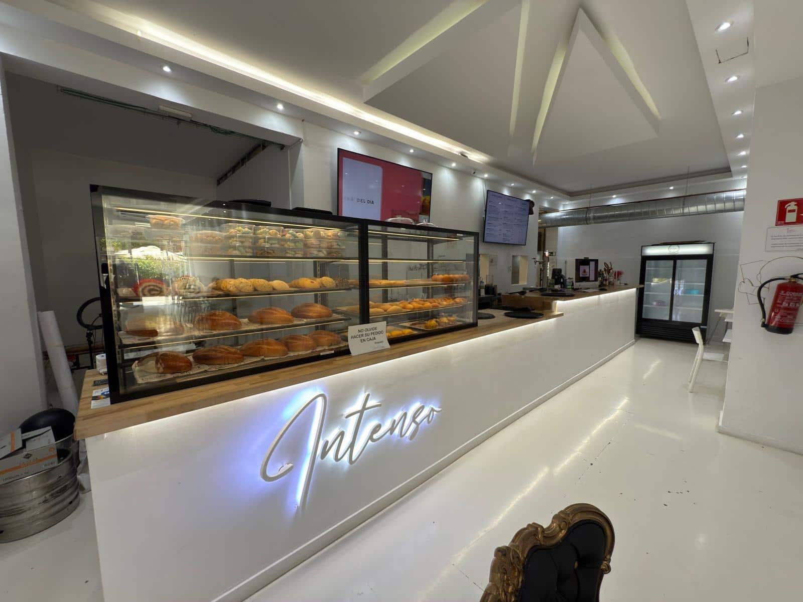 3 bedroom Commercial for rent in Palma de Mallorca - € 3,000 (Ref: 9247353)