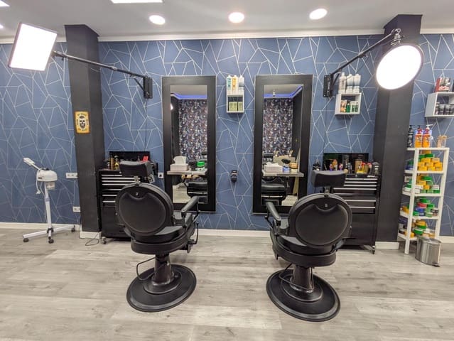 Commercial for rent in Arxiduc, Palma de Mallorca - € 1,150 (Ref: 9282279)