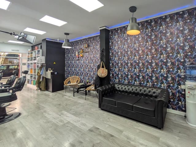 Commercial for rent in Arxiduc, Palma de Mallorca - € 1,150 (Ref: 9282279)