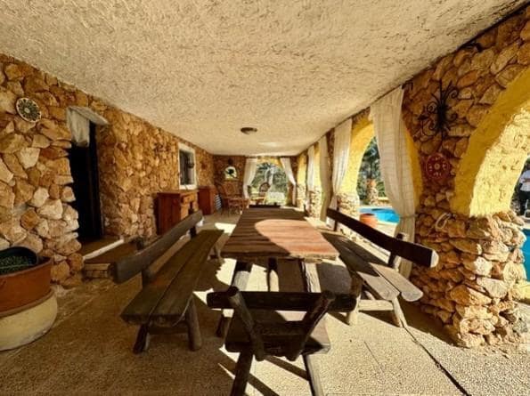 2 slaapkamer Huis te koop in Puigpunyent - € 799.000 (Ref: 9310955)