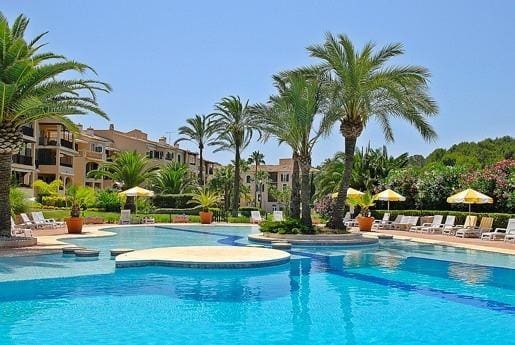 2 bedroom Flat for sale in Cas Catala with pool - € 650,000 (Ref: 9321965)