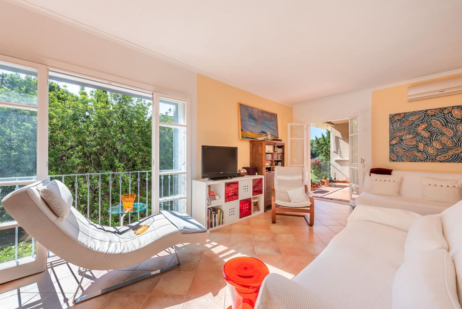 2 bedroom Flat for sale in Cas Catala with pool - € 650,000 (Ref: 9321965)