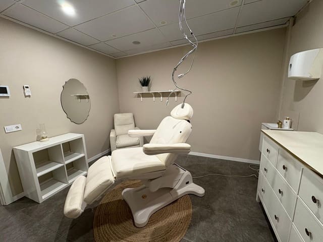 Oficina de 1 habitación en Arxiduc, Palma de Mallorca en alquiler - 650 € (Ref: 9401161)