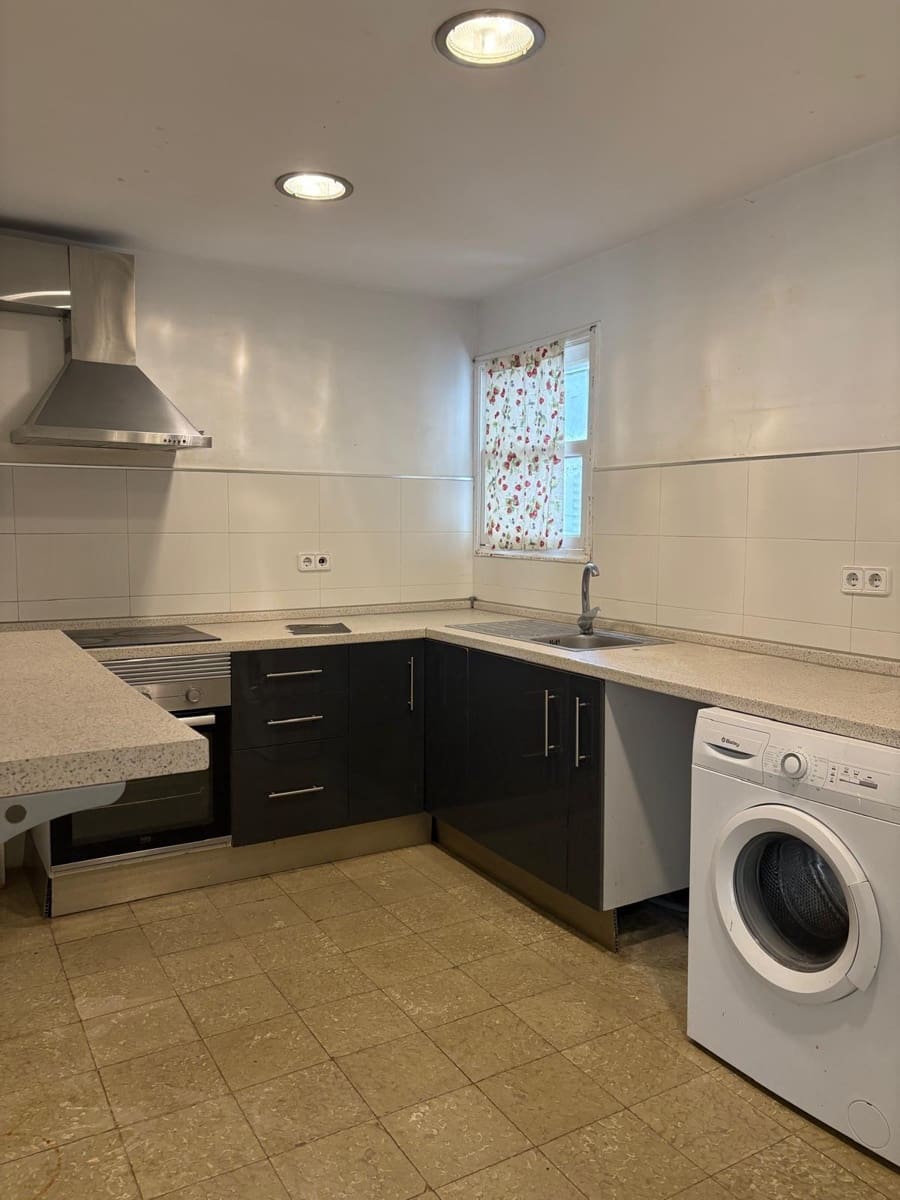 2 slaapkamer Flat te koop in Palma de Mallorca - € 329.000 (Ref: 9424456)