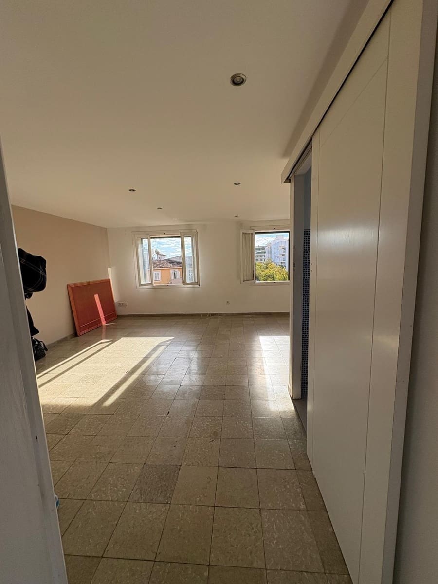 2 slaapkamer Flat te koop in Palma de Mallorca - € 329.000 (Ref: 9424456)