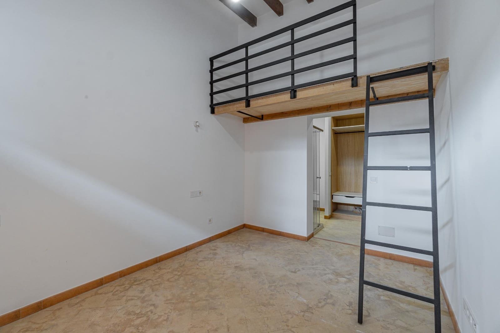 Casa de 13 habitaciones en Felanitx en venta - 1.600.000 € (Ref: 9430839)