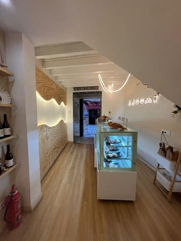 Kaupallinen vuokrattavana paikassa Alcúdia - 2 000 € (Ref: 9491491)