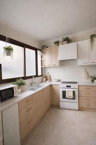 3 bedroom Flat for sale in Santa Catalina, Palma de Mallorca - € 500,000 (Ref: 9534049)