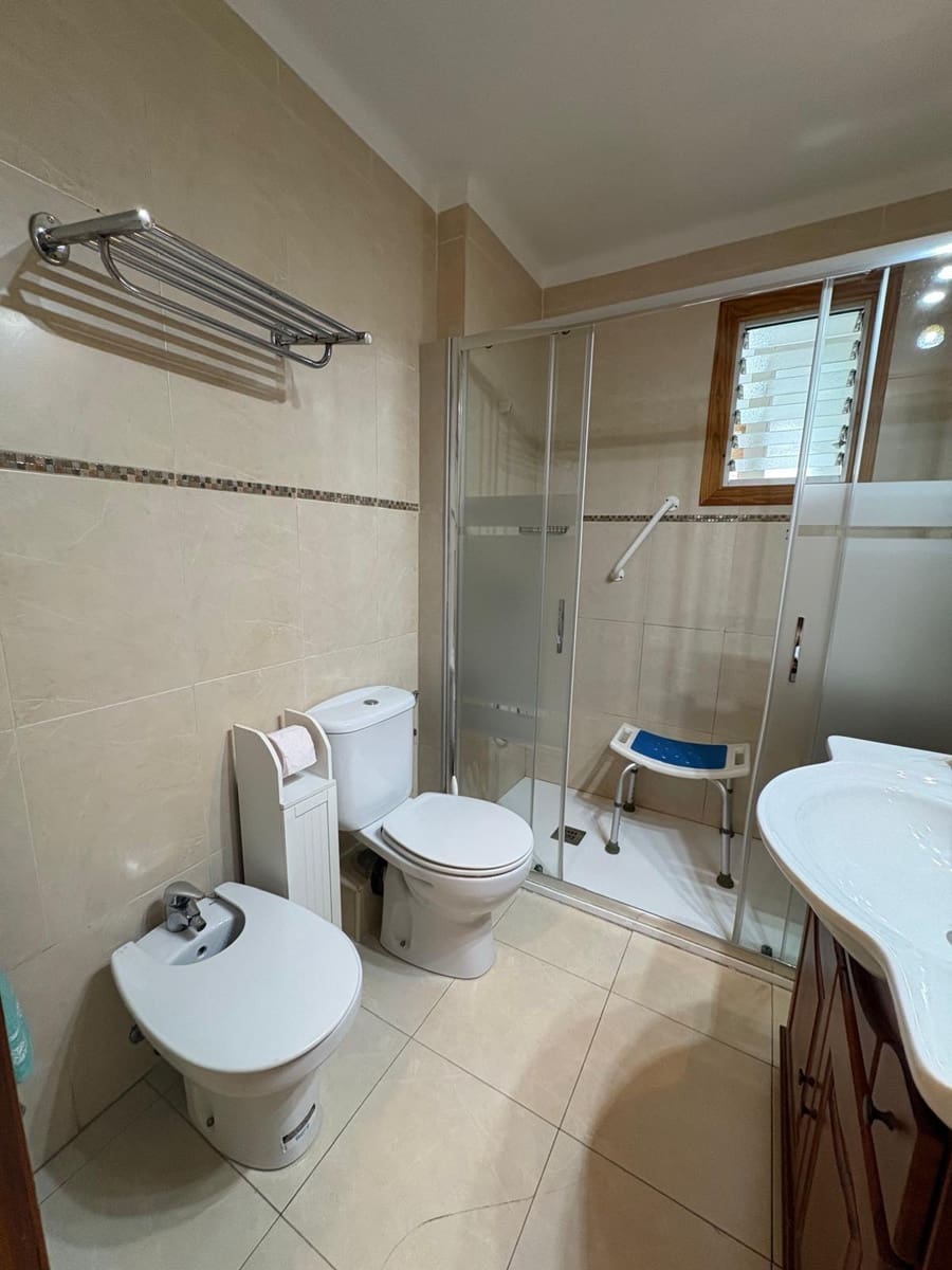 3 bedroom Flat for sale in Palma de Mallorca with garage - € 420,000 (Ref: 9534049)