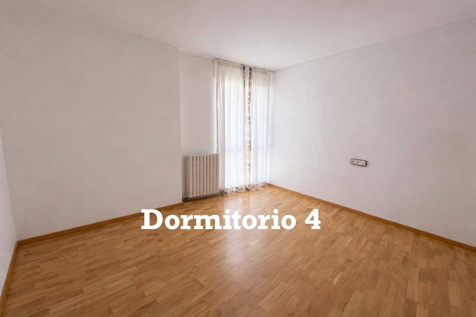 4 bedroom Flat for sale in Palma de Mallorca - € 680,000 (Ref: 9714994)