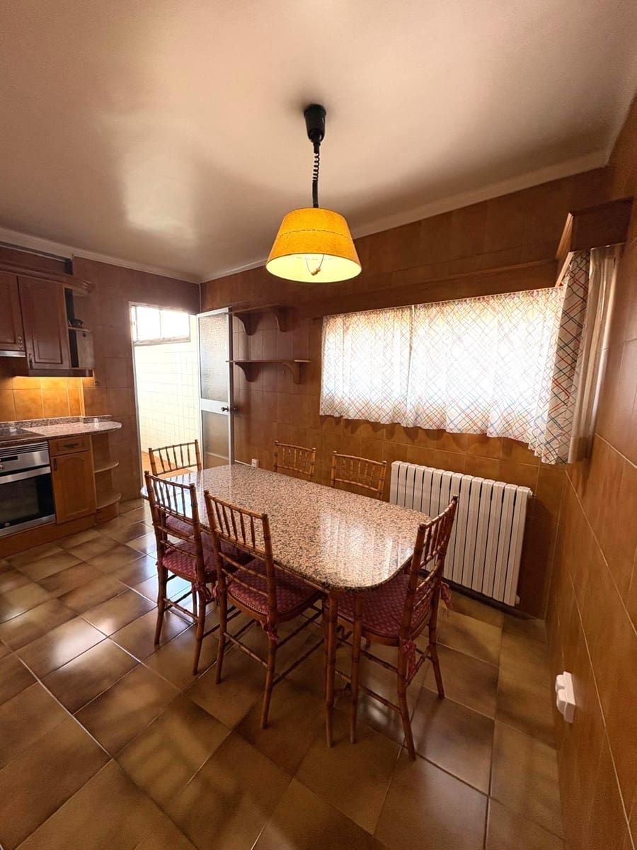 4 bedroom Flat for sale in Palma de Mallorca - € 680,000 (Ref: 9714994)