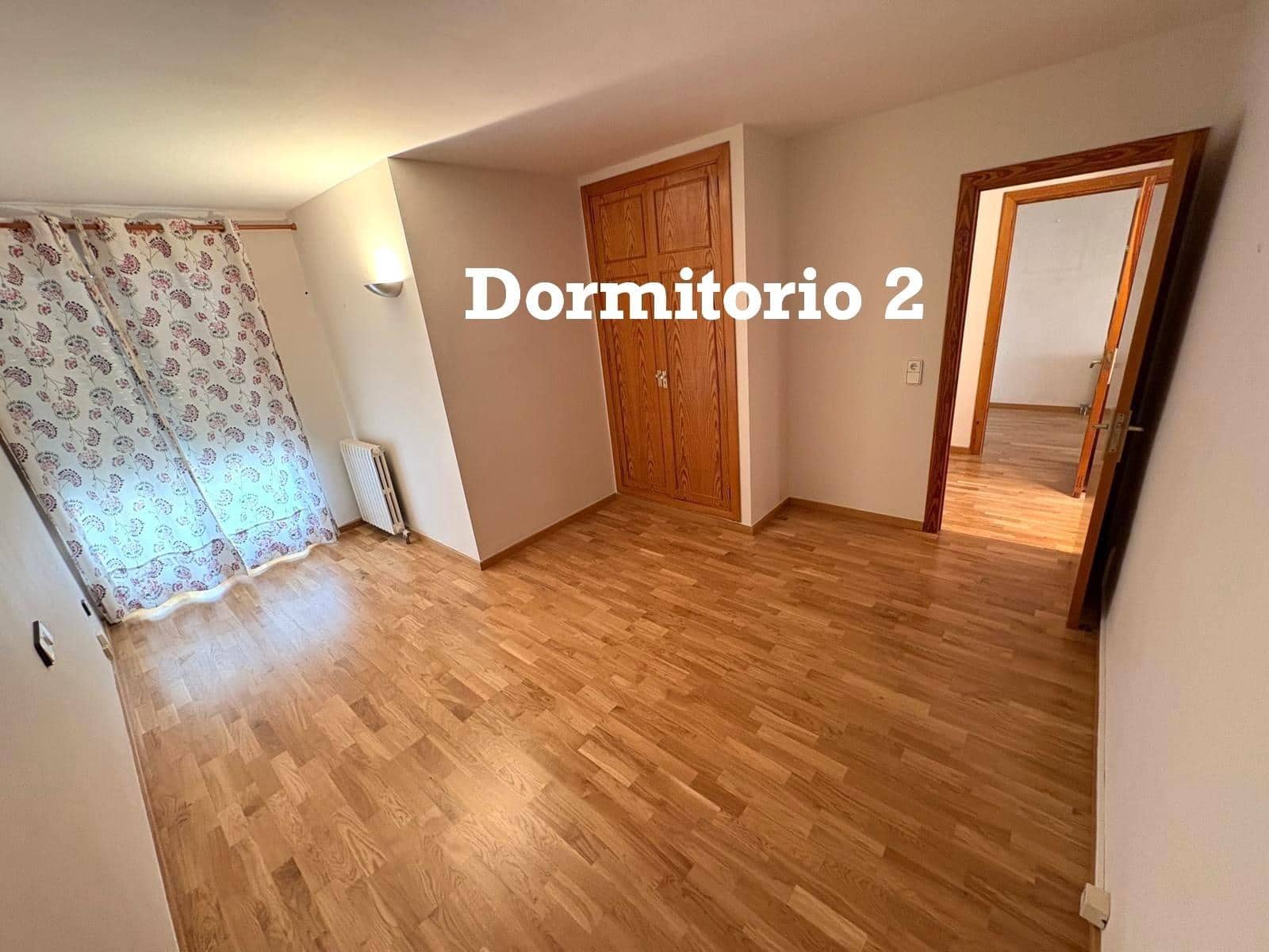 4 bedroom Flat for sale in Palma de Mallorca - € 680,000 (Ref: 9714994)