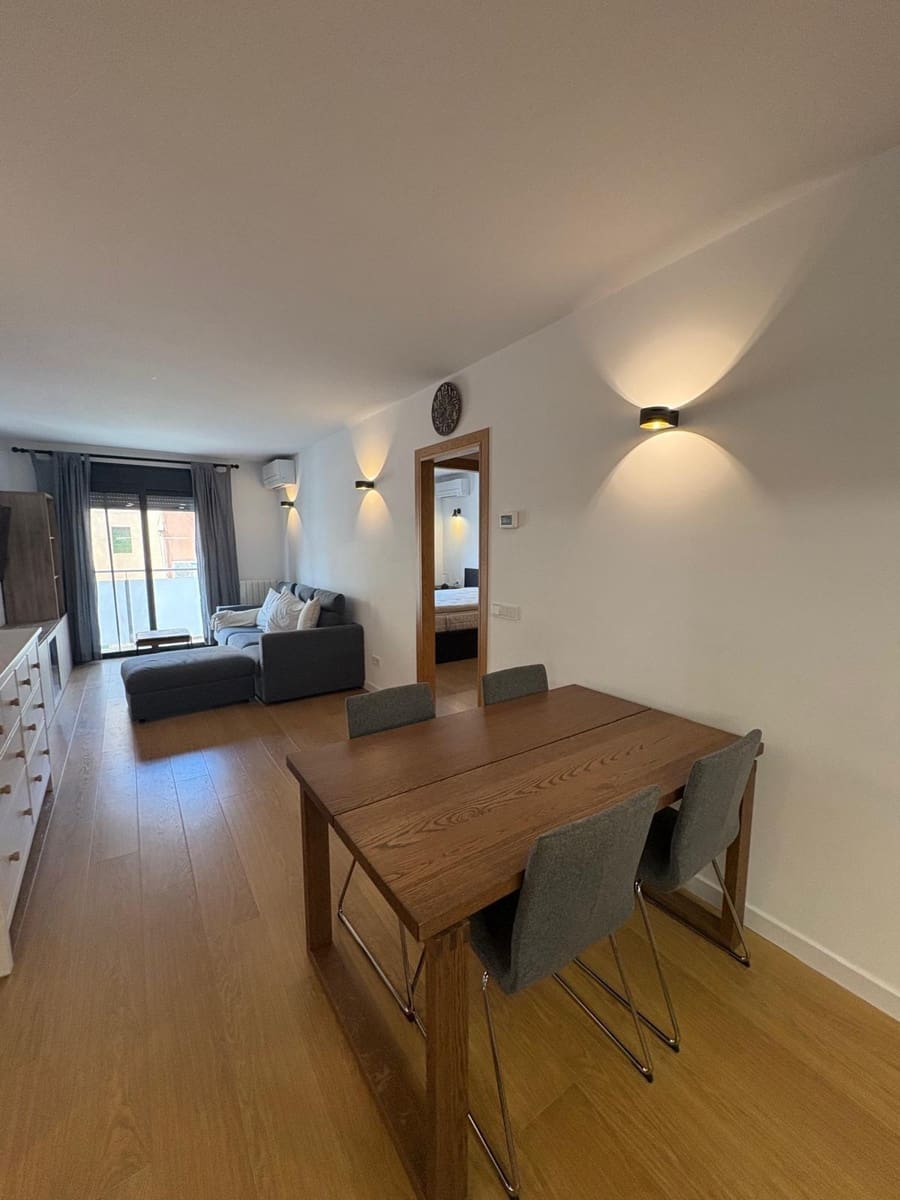 2 slaapkamer Flat te huur in Palma de Mallorca met garage - € 1.950 (Ref: 9784521)