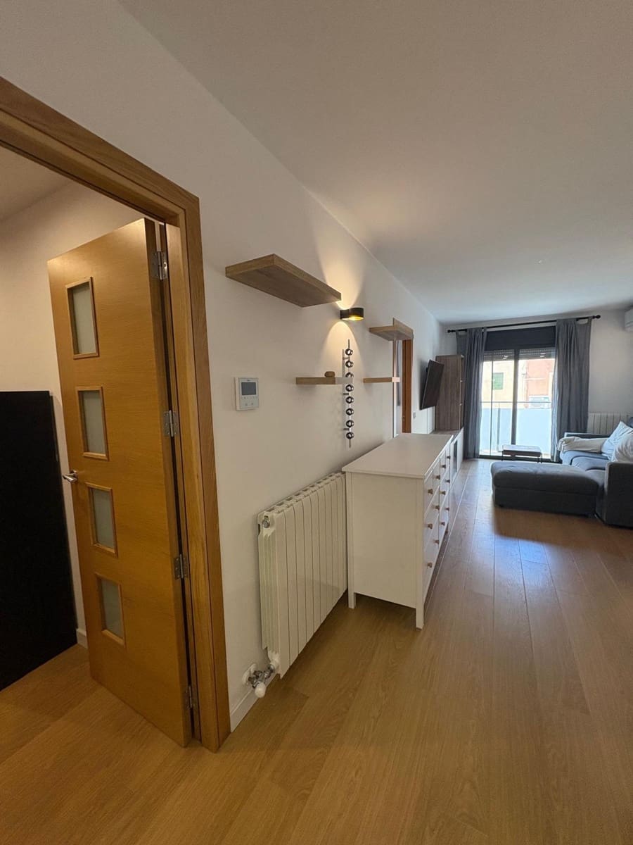 2 slaapkamer Flat te huur in Palma de Mallorca met garage - € 1.950 (Ref: 9784521)