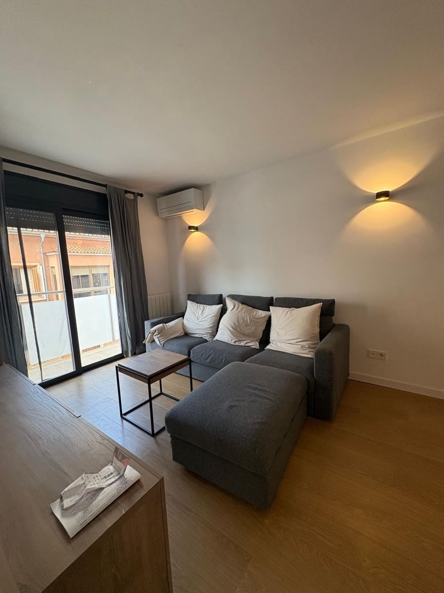 2 slaapkamer Flat te huur in Palma de Mallorca met garage - € 1.950 (Ref: 9784521)