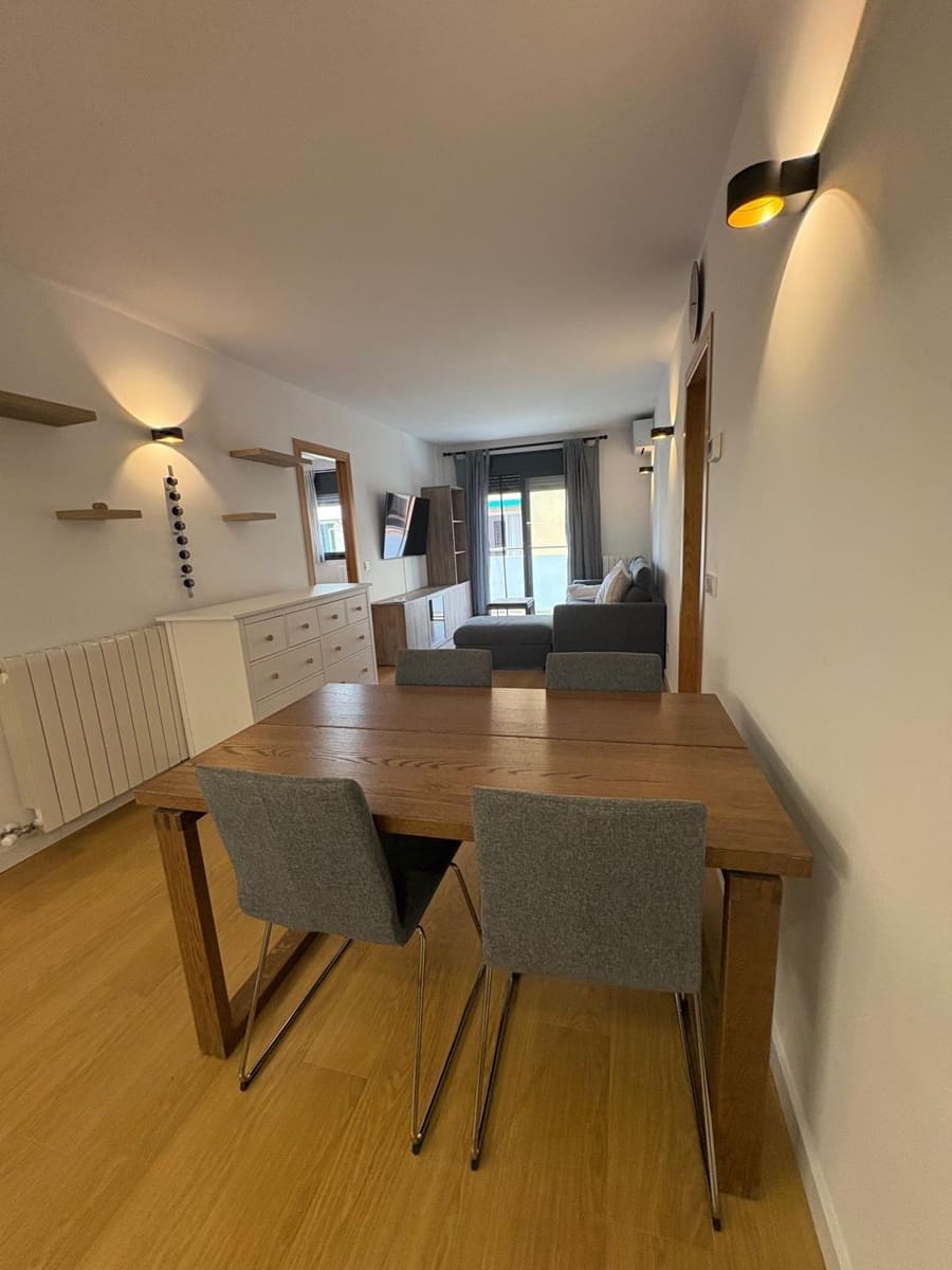 2 slaapkamer Flat te huur in Palma de Mallorca met garage - € 1.950 (Ref: 9784521)