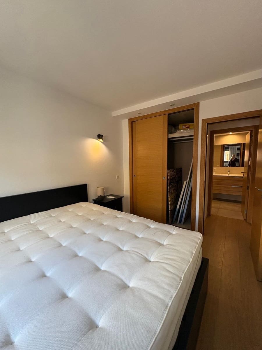 2 slaapkamer Flat te huur in Palma de Mallorca met garage - € 1.950 (Ref: 9784521)