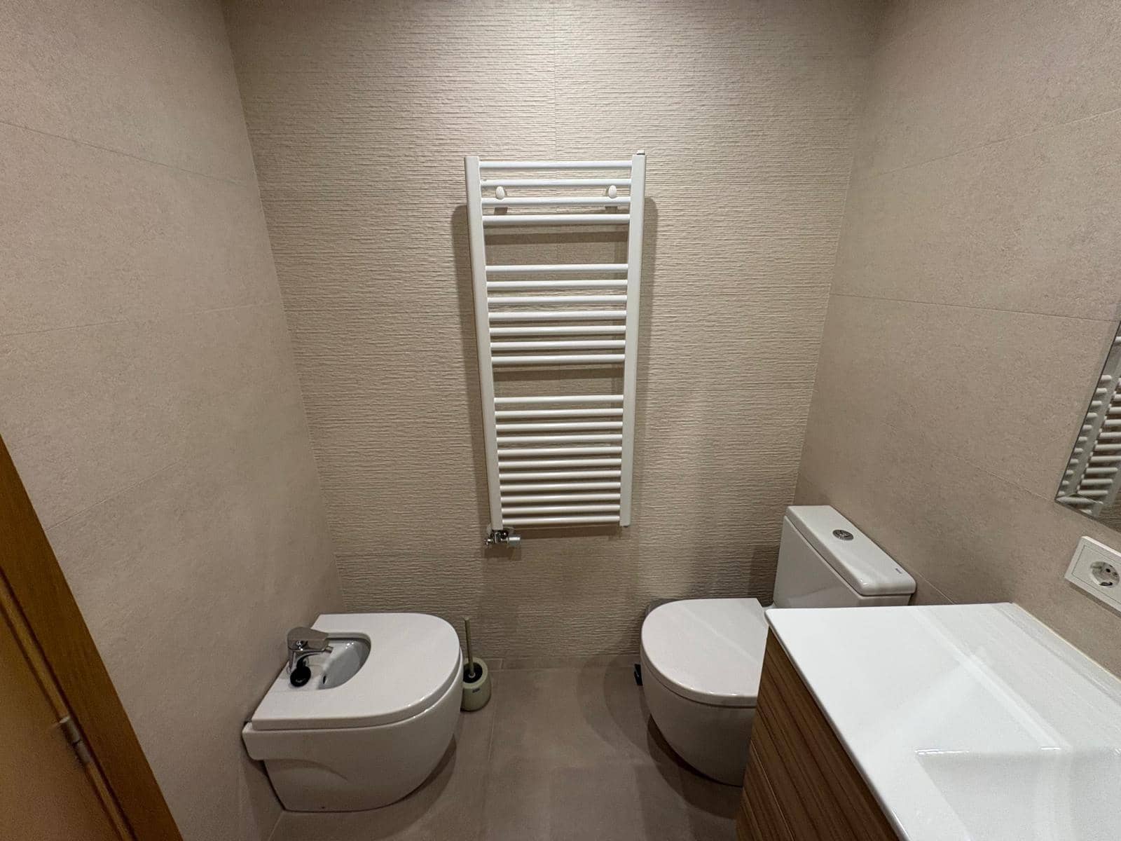 2 slaapkamer Flat te huur in Palma de Mallorca met garage - € 1.950 (Ref: 9784521)