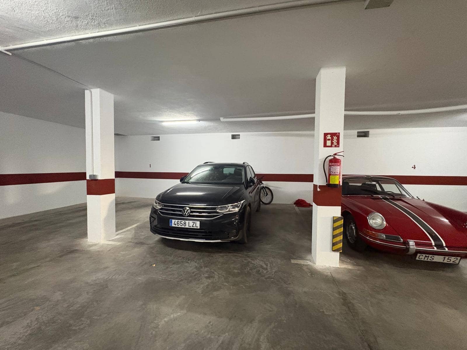 2 slaapkamer Flat te huur in Palma de Mallorca met garage - € 1.950 (Ref: 9784521)