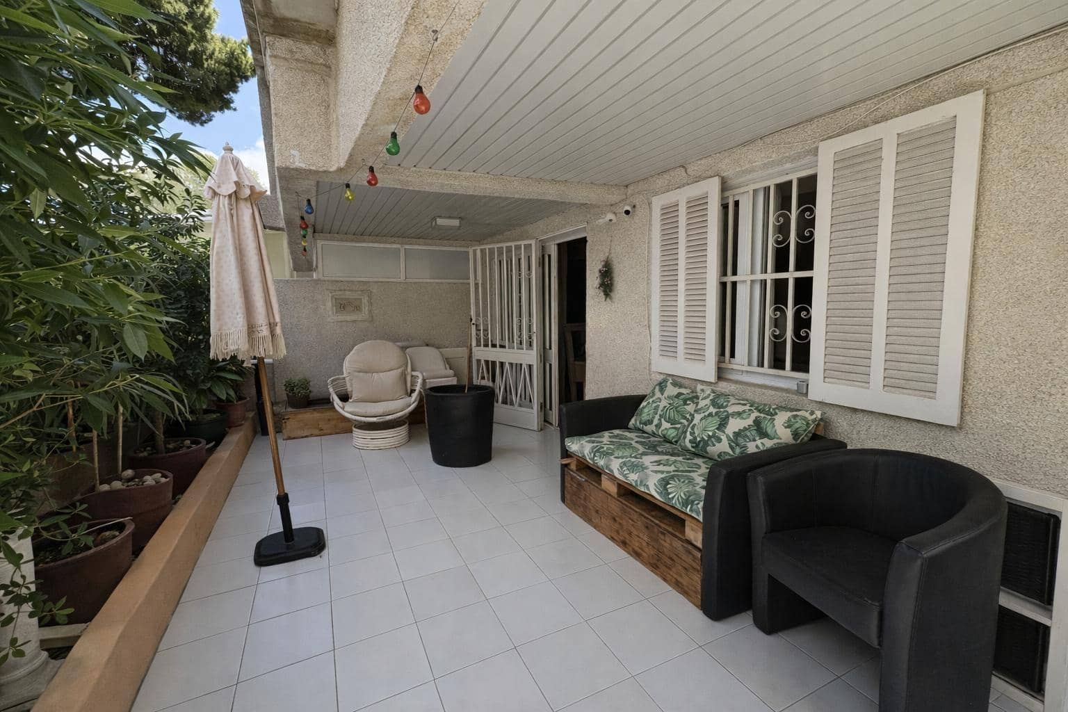 Apartamento de 2 habitaciones en Santa Ponsa en alquiler con garaje - 2.000 € (Ref: 9804379)