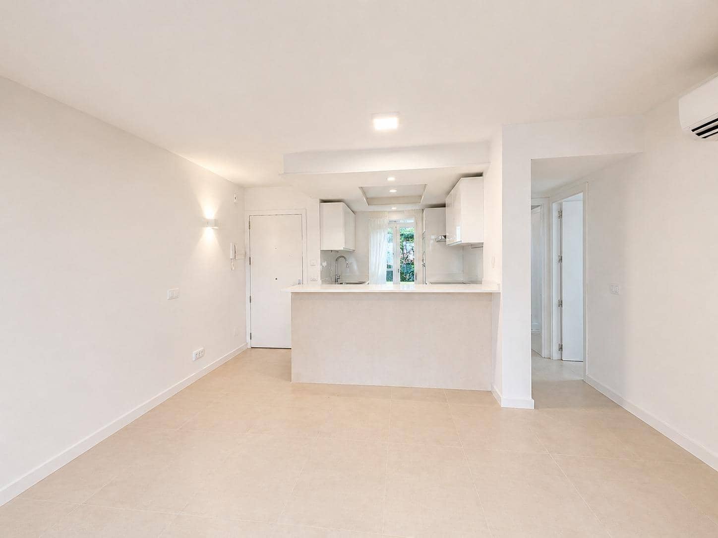 Apartamento de 2 habitaciones en Santa Ponsa en alquiler con garaje - 1.850 € (Ref: 9804379)