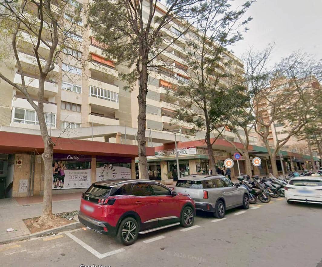 4 bedroom Flat for sale in Palma de Mallorca - € 459,000 (Ref: 9822994)