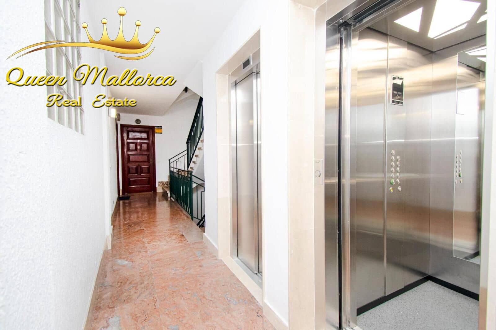 4 bedroom Flat for sale in Palma de Mallorca - € 459,000 (Ref: 9822994)