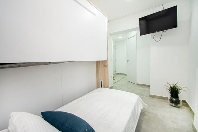 Piso de 3 habitaciones en Santa Catalina, Palma de Mallorca en venta - 375.000 € (Ref: 9822995)