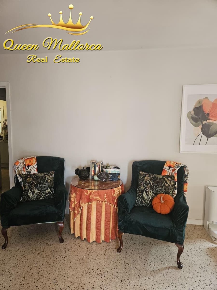 3 bedroom Flat for sale in Palma de Mallorca - € 349,000 (Ref: 9825330)
